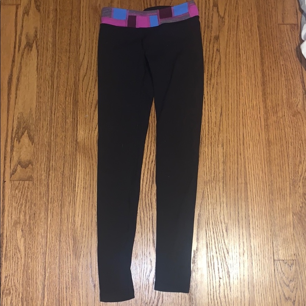 Black ivivva leggings reversible
